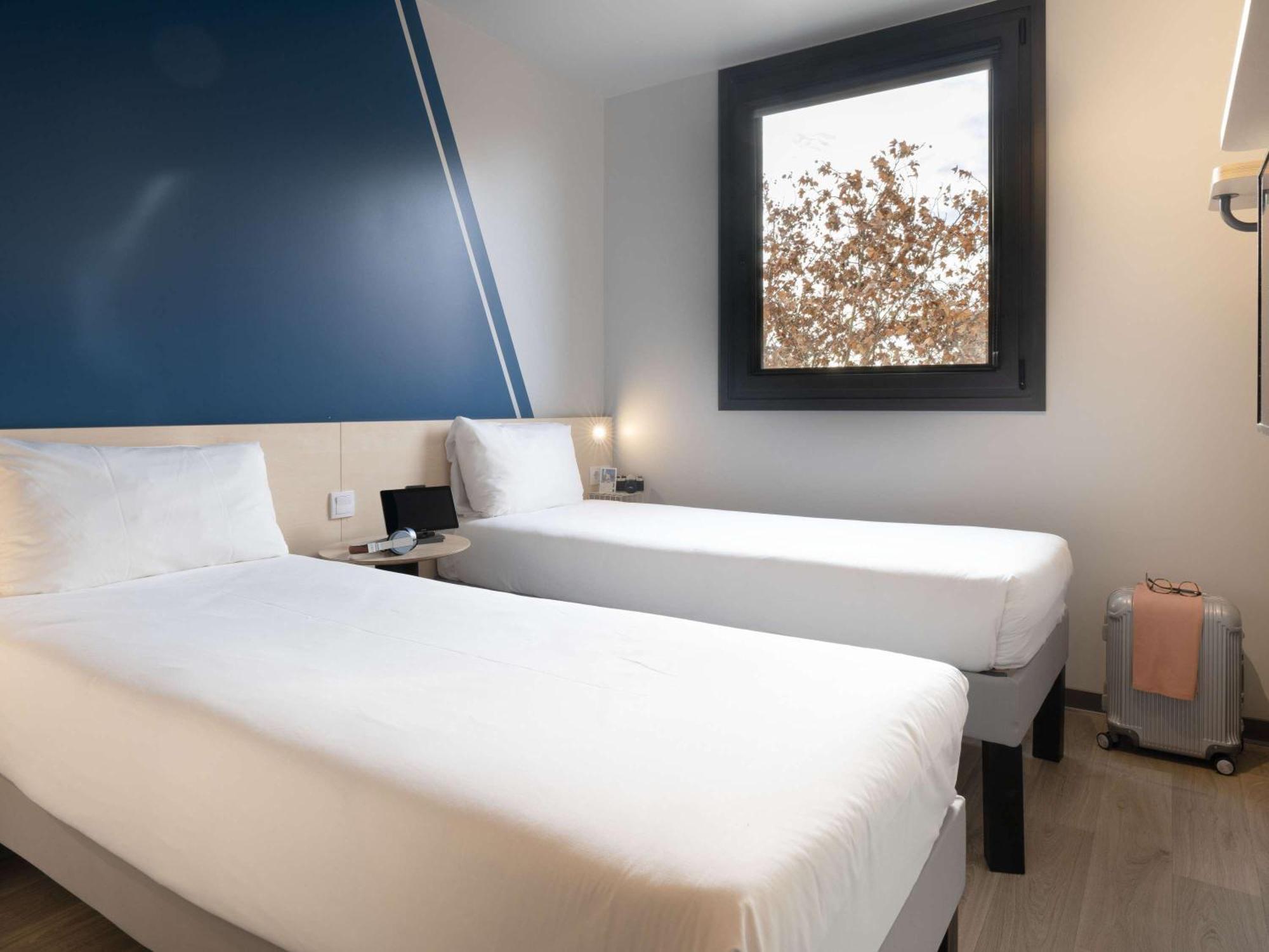 Ibis Budget Valencia Centro Puerto Exterior foto